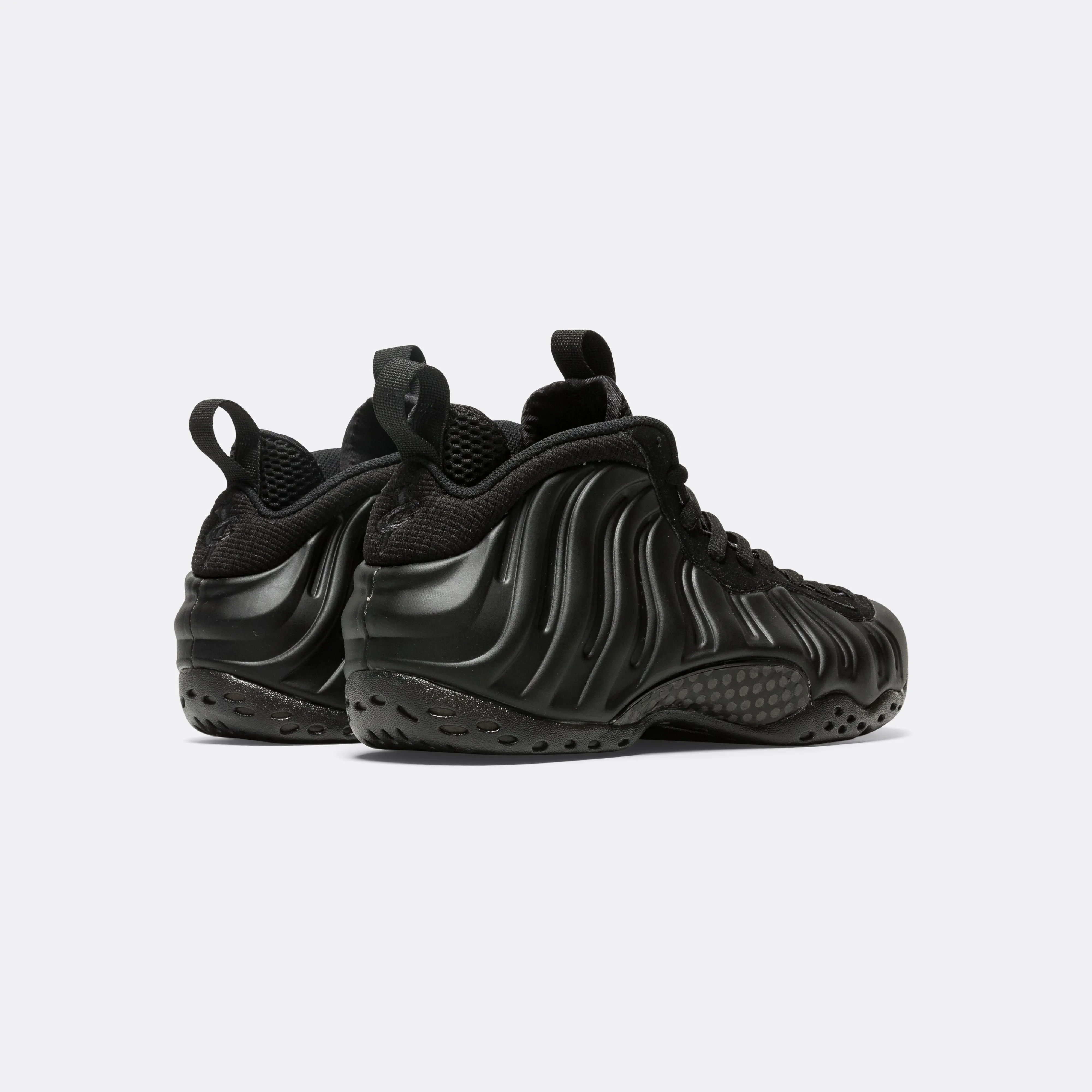 Black and Anthracite Air Foamposite One - Optimized Title